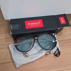 Women's Black Sunglasses